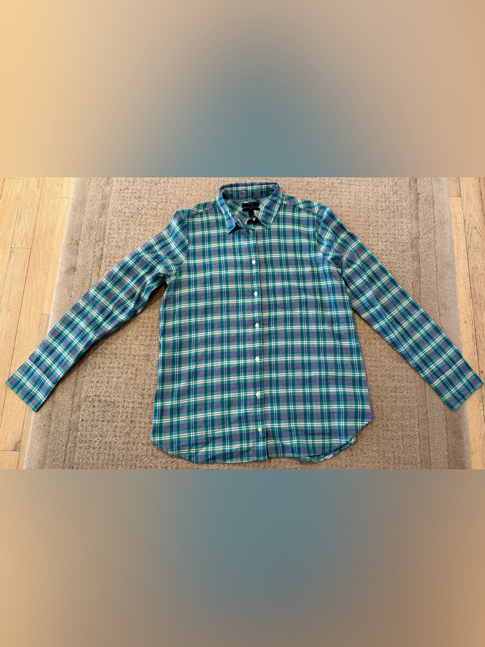 J.Crew Boy Shirt Green Blue Plaid 100% Cotton Long Sleeve Button Down top 10